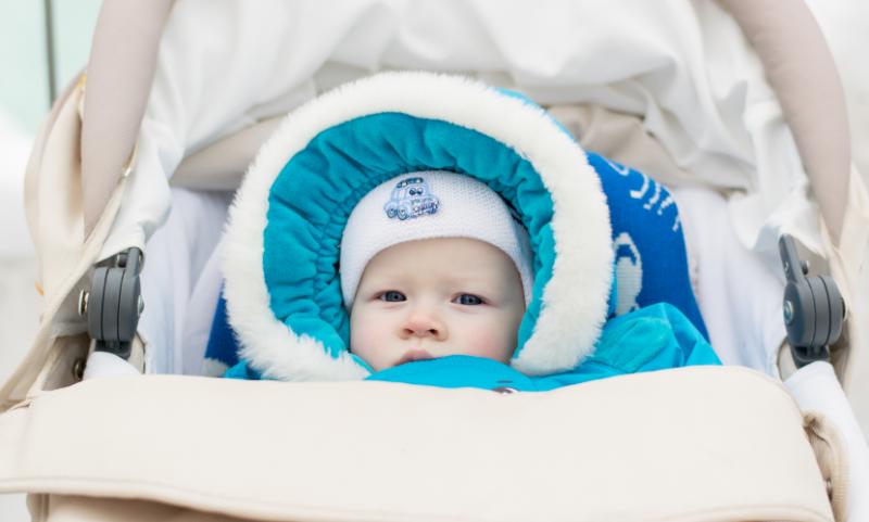 Co by nemělo chybět v zimní výbavě pro miminko?