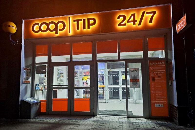 Coop spouští v Hlinsku svou největší automatizovanou prodejnu
