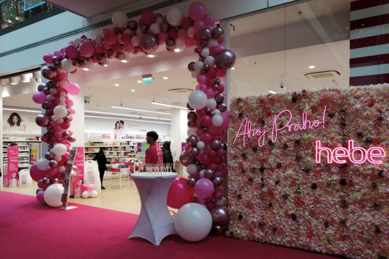 Hebe: Prohlédněte si první kamennou prodejnu