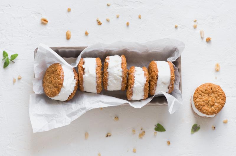 Zmrzlinové sendviče s marshmallow: Snadný letní dezert bez pečení