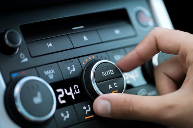 Kolik paliva skutečně „sežere“ klimatizace? Výsledky překvapí i zkušené řidiče