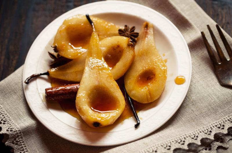 Sladká vůně podzimu: Pečené hrušky se skořicí, které zvládnete i bez zkušeností