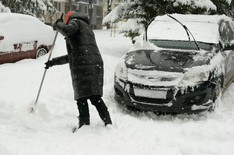 Evropu čeká zimní zlom: meteorologové varují před silným sněžením a možnými kalamitami