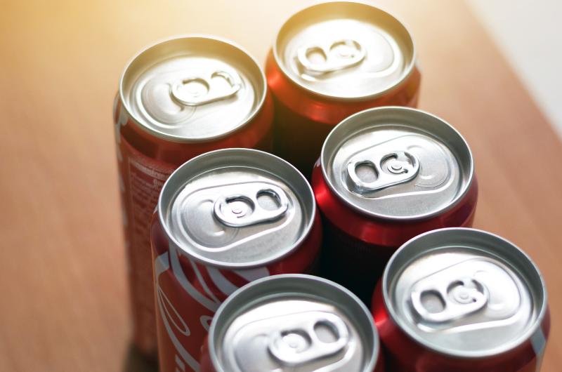 Co se děje s vašimi ledvinami, když každý den pijete sycené nápoje