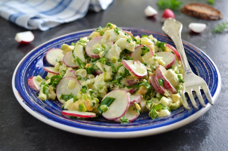 Jarní detox střev bez diet: Tyto sezónní potraviny nastartují trávení přirozeně