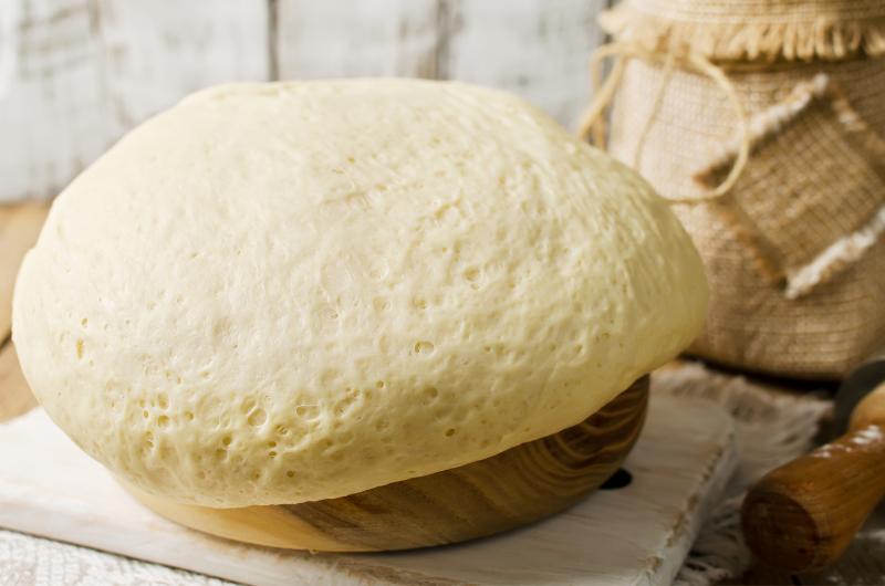 Tuto ingredienci přidávaly už naše babičky. Díky ní těsto vykyne neuvěřitelně a pečivo zůstane měkké i několik dní
