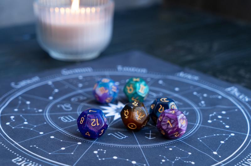 Horoskop na srpen 2026: Koho čeká zásadní rozhodnutí a komu se otevřou nové dveře?