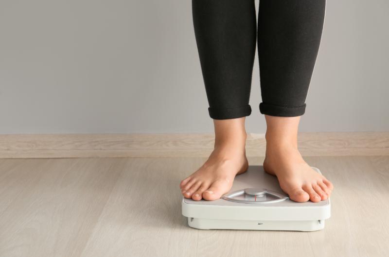 Nesvádějte to na věk ani na metabolismus: Toto je skutečný důvod, proč snadno přibíráte a jen těžko hubnete