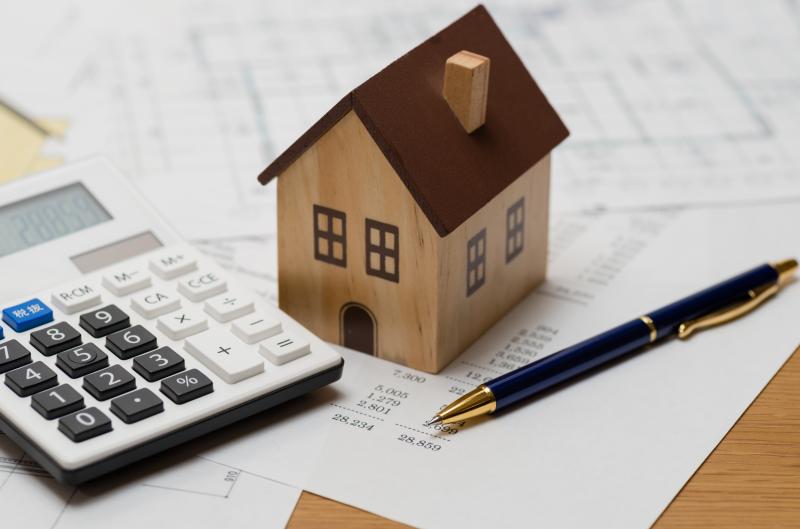 Česko předběhlo celou EU v podílu výdajů na bydlení. Za sebou nechalo i Dánsko