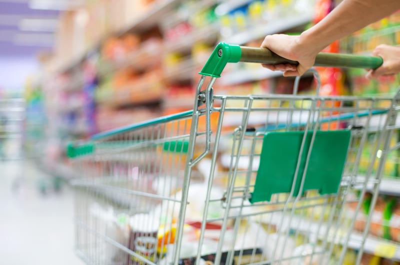 Otevírací doba 28. října 2026: Které obchody otevřou a kde nakoupíte?