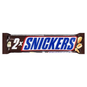 Snickers Čokoládová tyčinka s karamelem, nugátem a arašídy ve dvou kusech 2 x 37,5g v akci