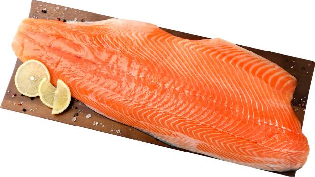 Losos celý filet cca 1200 g