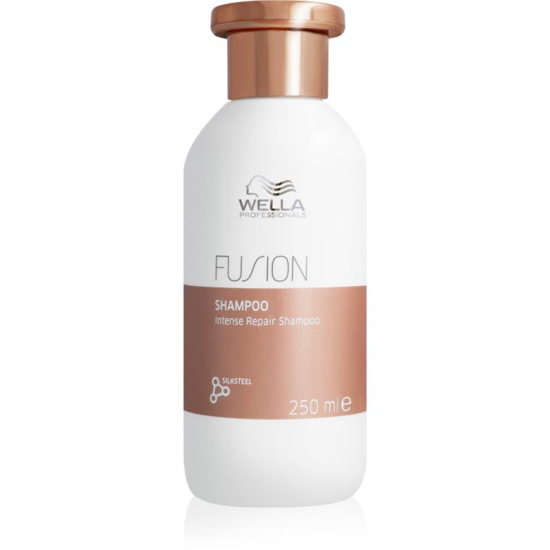 Wella Professionals Fusion regenerační šampon pro barvené a poškozené vlasy 250 ml