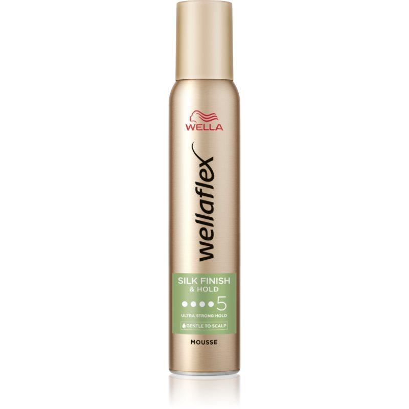 Wella Wellaflex Silk Finish & Hold pěnové tužidlo ultra silná fixace 200 ml