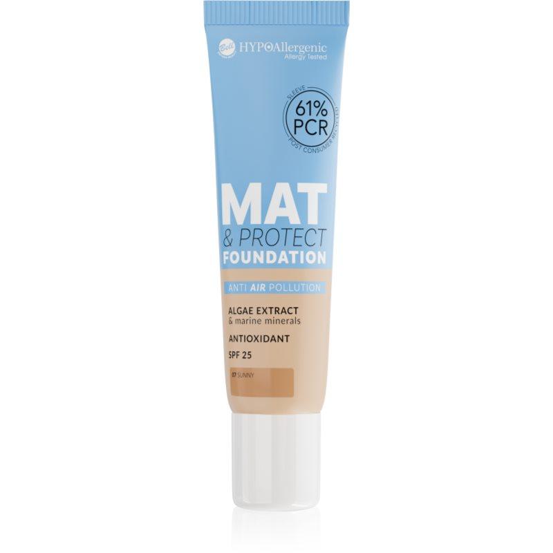 Bell Hypoallergenic Mat & Protect dlouhotrvající matující make-up SPF 25 odstín 07 Sunny 30 g
