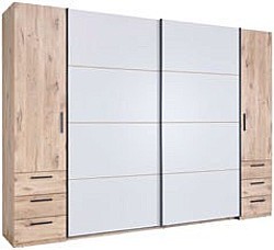 3: Šatní skříň