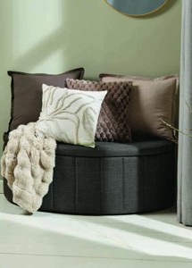 3) Dekorační polštář HVIDBLOMME