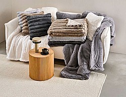 série Yukon - kožešinová deka