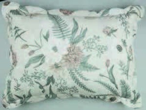 Bederní polštář a přehoz přes postel STORKLOKKE