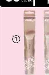 Nude matte štětec na tváře