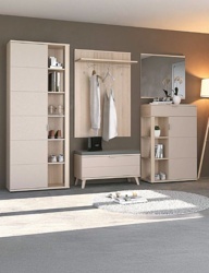 Předsíň - šatní lavice