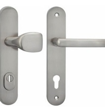 COBRA ŠTÍTOVÉ OCHRANNÉ DVEŘNÍ KOVÁNÍ