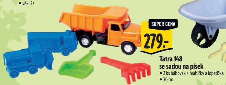 Tatra 148 se sadou na písek